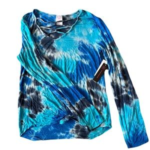 No Boundaries Tie-dye Blue Strappy V neck Long Sleeve XL